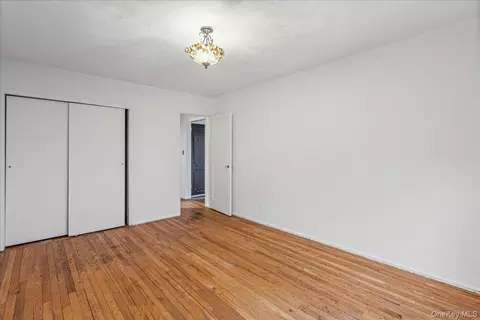 Bedroom - 199-18 19th Ave #18, Whitestone, NY 11357 photo 3 of 3