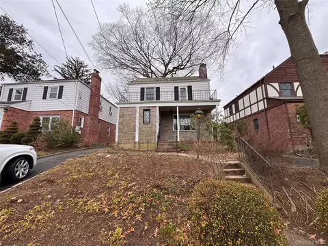 254-28 Walden Ave, North Hempstead, NY 11020