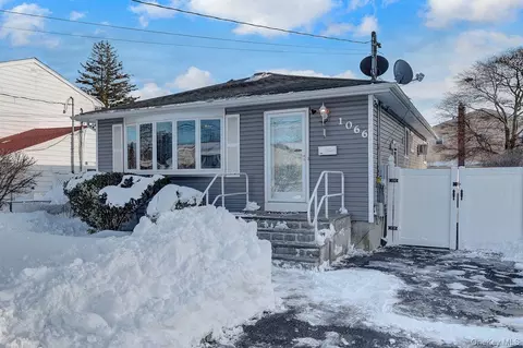 1066 America Ave, West Babylon, NY 11704