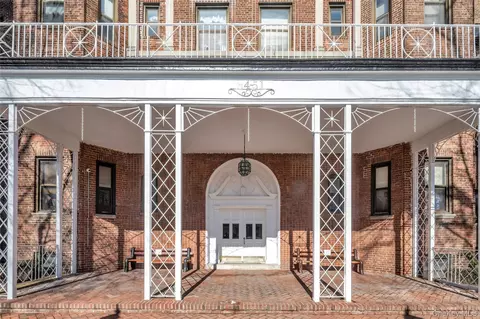 8451 Beverly Rd #1A 10 1U 2U 4N, Kew Gardens, NY 11415