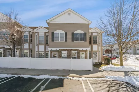 403 Autumn Dr, East Meadow, NY 11554