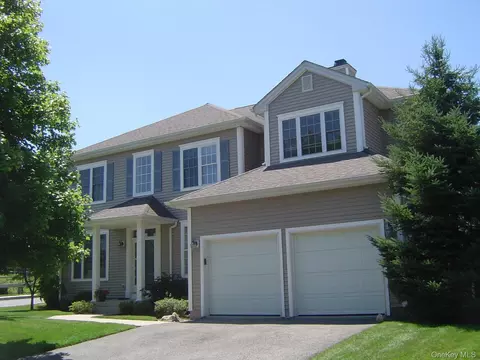 141 Friendship Ct, Greenburgh, NY 10603
