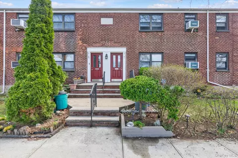 21-41 Utopia Pkwy #LOWER, Bayside, NY 11360