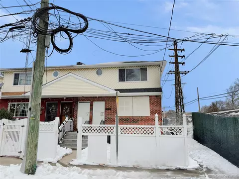 157-15 110th Ave, Jamaica, NY 11433