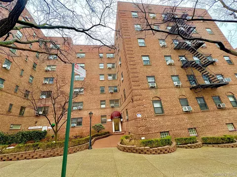 102-45 67th Rd #2R, Forest Hills, NY 11375