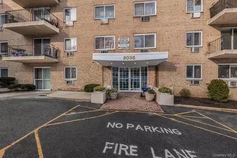 2035 Central Park Ave #1S, Yonkers, NY 10710