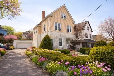 59 Wallace St, Eastchester, NY 10707