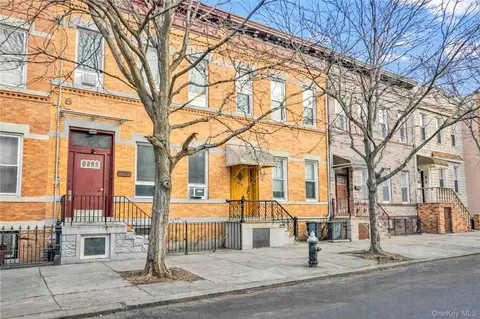 5917 Putnam Ave, New York, NY 11385