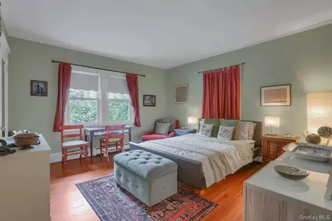 Bedroom - 105 Hooker Ave, Poughkeepsie, NY 12601 photo 3 of 3