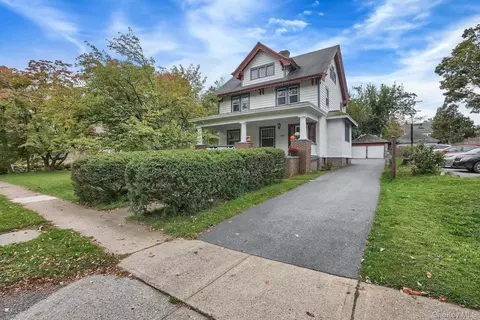 Exterior - 105 Hooker Ave, Poughkeepsie, NY 12601 photo 2 of 11