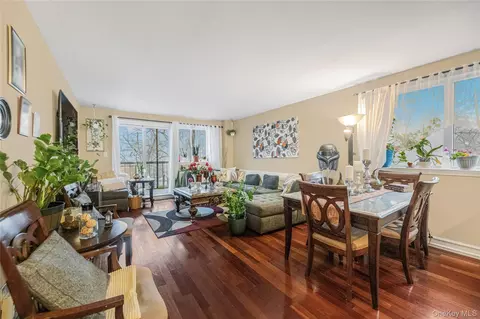 3220 Fairfield Ave #5A, New York, NY 10463