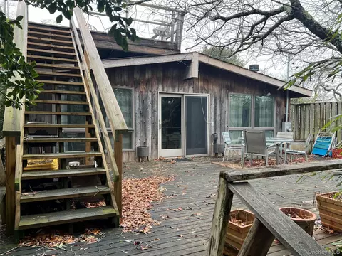 313 Fire Island Blvd, Brookhaven, NY 10014