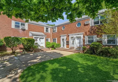 263-33 73rd Ave #97A72, Glen Oaks, NY 11004