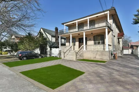 84-29 Kendrick Pl, Jamaica, NY 11432