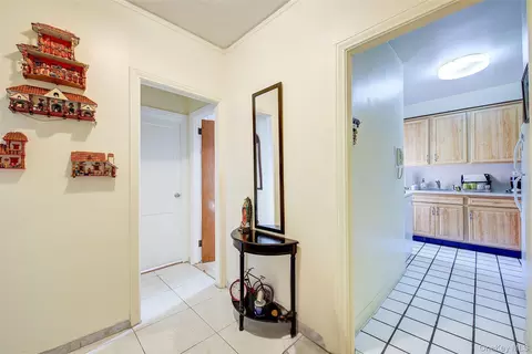 78-11 35th Ave #4, Jackson Heights, NY 11372