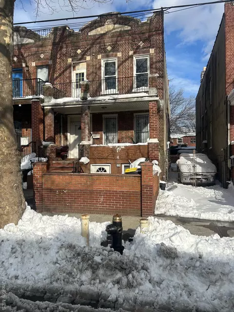 249 Herzl St, Brooklyn, NY 11212