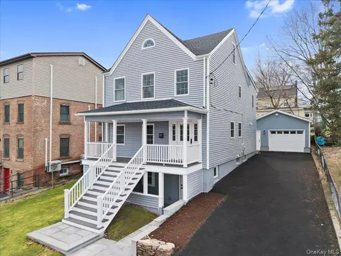 32 Ackerman St, Beacon, NY 12508