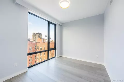 Bedroom - 134-11 Franklin Ave #8D, Flushing, NY 11355 photo 4 of 4