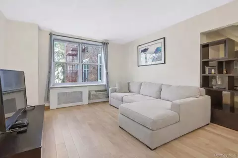 14205 Roosevelt Ave #339, New York, NY 11354