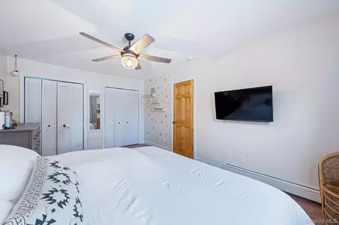 Bedroom - 73 Fairharbor Dr #73, Patchogue, NY 11772 photo 3 of 3