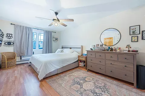 Bedroom - 73 Fairharbor Dr #73, Patchogue, NY 11772 photo 2 of 3