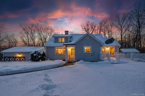 179 Austin Rd, Mahopac, NY 10541