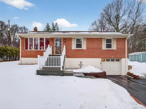 1 Edward Ln, Ramapo, NY 10977