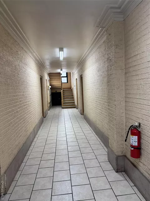 530 E 159th St #47, New York, NY 10451 photo 3