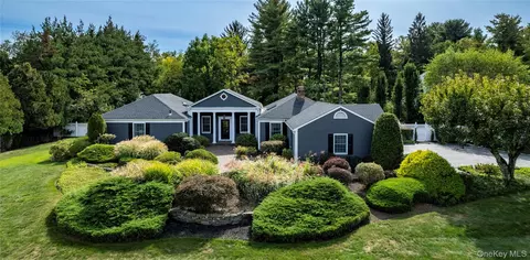 7 Tor Ter, Clarkstown, NY 10956