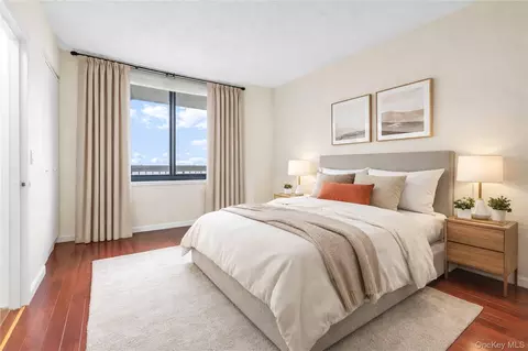 Bedroom - 13835 Elder Ave #PENTHOUSE F, New York, NY 11355 photo 3 of 3