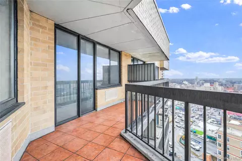 Other - 13835 Elder Ave #PENTHOUSE F, New York, NY 11355 photo 3 of 4