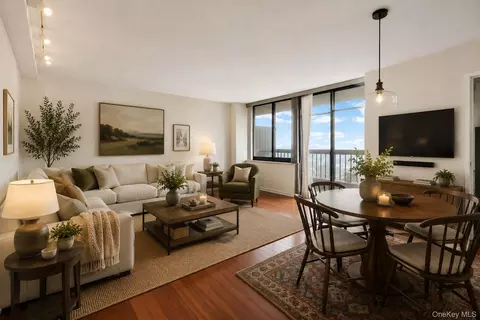 13835 Elder Ave #PENTHOUSE F, New York, NY 11355