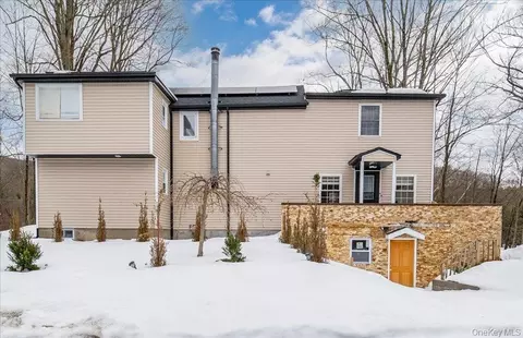 24 Johnsontown Rd, Ramapo, NY 10974