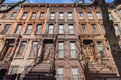 107 W 131st St, New York, NY 10027