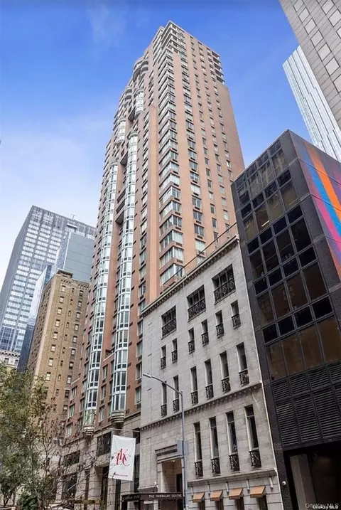 145 E 48th St #19C, New York, NY 10017