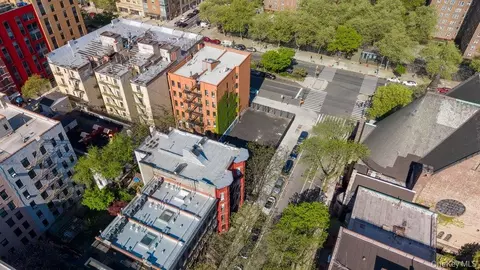 166 W 128th St, New York, NY 10027