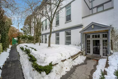 Exterior - 190 Fordham St #12, New York, NY 10464 photo 6 of 6
