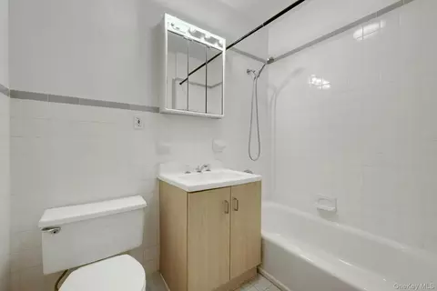 Bath - 190 Fordham St #12, New York, NY 10464 photo 2 of 2