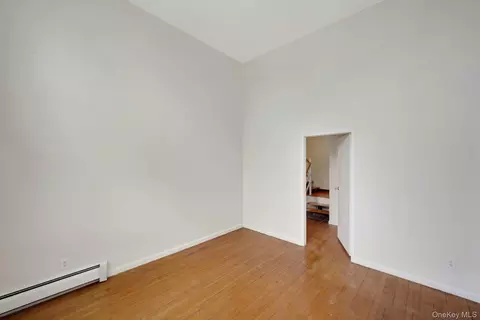Bedroom - 190 Fordham St #12, New York, NY 10464 photo 3 of 6