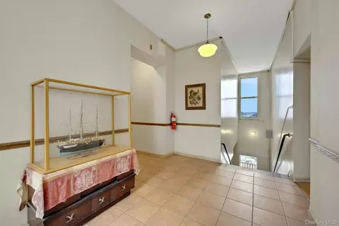 Entry Way - 190 Fordham St #12, New York, NY 10464 photo 4 of 4