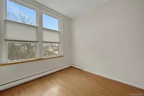 Bedroom - 190 Fordham St #12, New York, NY 10464 photo 2 of 6