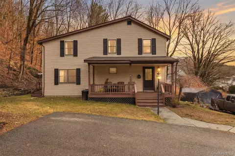 13 Myrtle Ave, Port Jervis, NY 12771