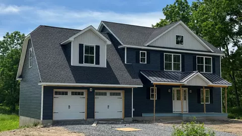 18 Sunset Ln, Wawayanda, NY 10958