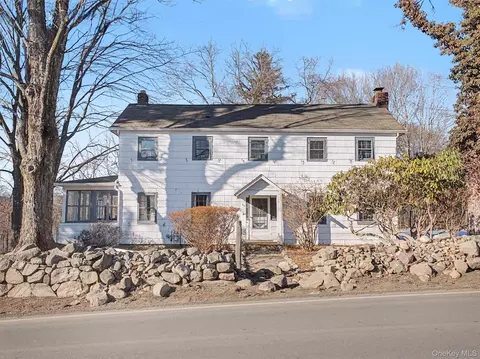 62 N Airmont Rd, Ramapo, NY 10901