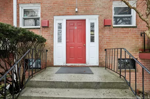 9 Oxford Ct #7908, Ramapo, NY 10901