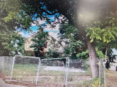 24-31 Francis Lewis Blvd, New York, NY 11357