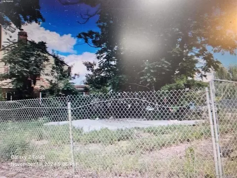 24-31 Francis Lewis Blvd, New York, NY 11357 photo 8