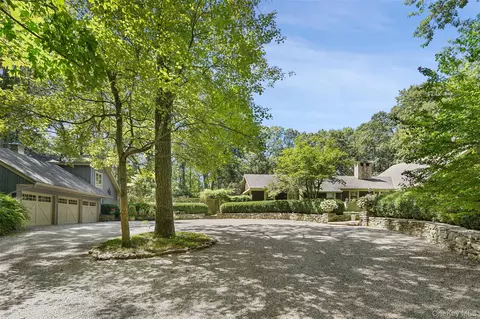 164 Spring St, Lewisboro, NY 10590