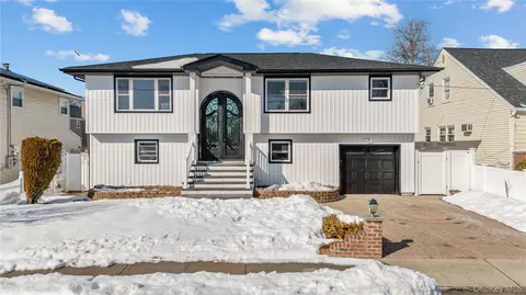 480 Hopatcong Ave, West Hempstead, NY 11552