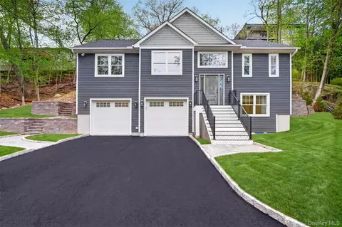 23 Nordica Dr, Cortlandt, NY 10520